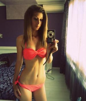 Gidget from Maryland is looking for adult webcam chat