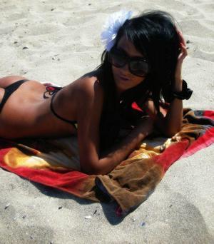 Zariyah from District Of Columbia is looking for adult webcam chat