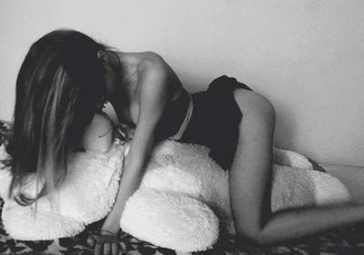 Looking for local cheaters? Take Kristen from California home with you