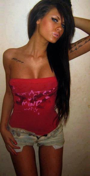 Nevaeh from Iowa is looking for adult webcam chat