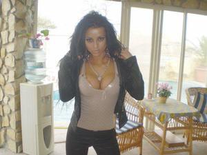Meet local singles like Kaylin from California who want to fuck tonight