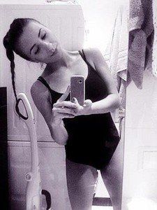 Meet local singles like Josephine from California who want to fuck tonight